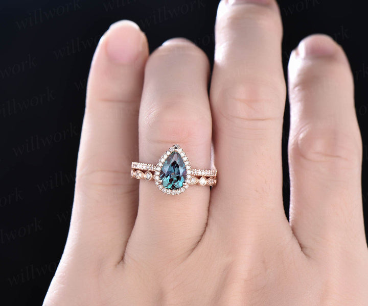 2pcs Alexandrite wedding bridal set pear Alexandrite engagement ring set rose gold art deco stacking matching diamond ring unique jewelry