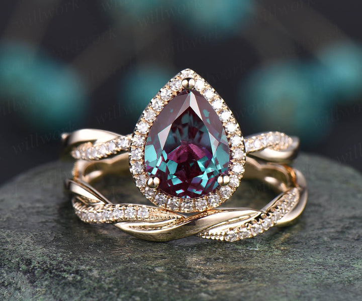 Vintage unique halo engagement ring 2pc Alexandrite engagement ring set 14k yellow gold 3/4 eternity twisted diamond bridal wedding ring set
