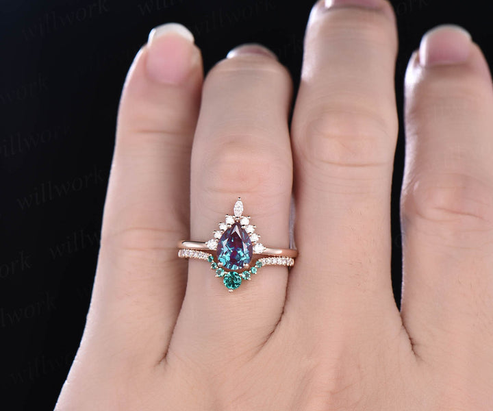 Rose gold ring set emerald bridal set 2pcs pear cut Alexandrite engagement ring set moissanite ring crown marquise unique vintage ring band