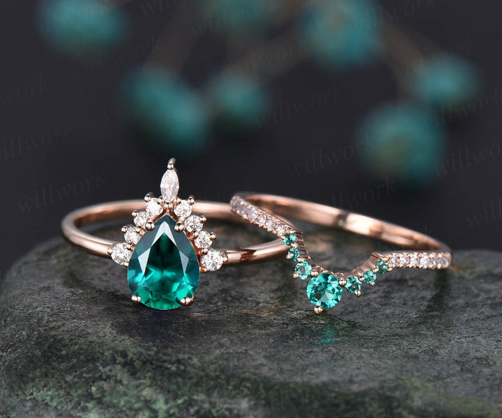 Rose gold ring set emerald bridal set 2pcs pear cut emerald engagement ring set moissanite ring crown marquise unique vintage ring band