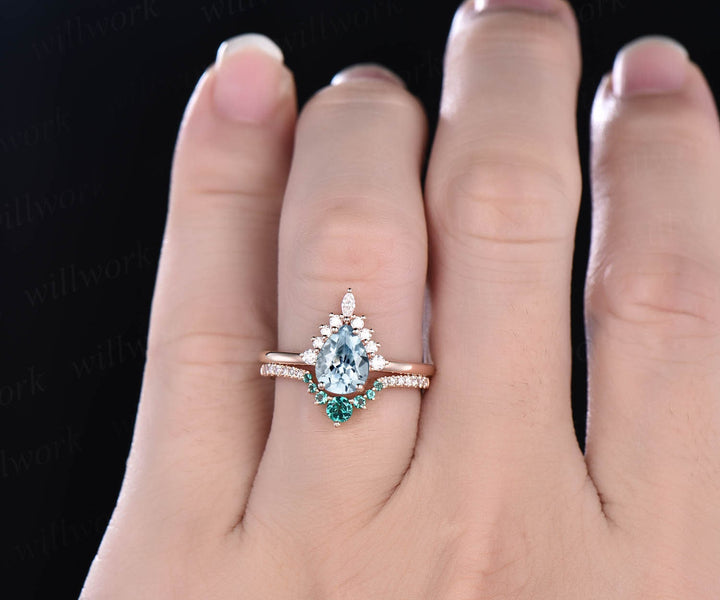 Vintage rose gold ring set emerald ring gold 2pcs teardrop aquamarine engagement ring moissanite ring March birthstone ring custom jewelry