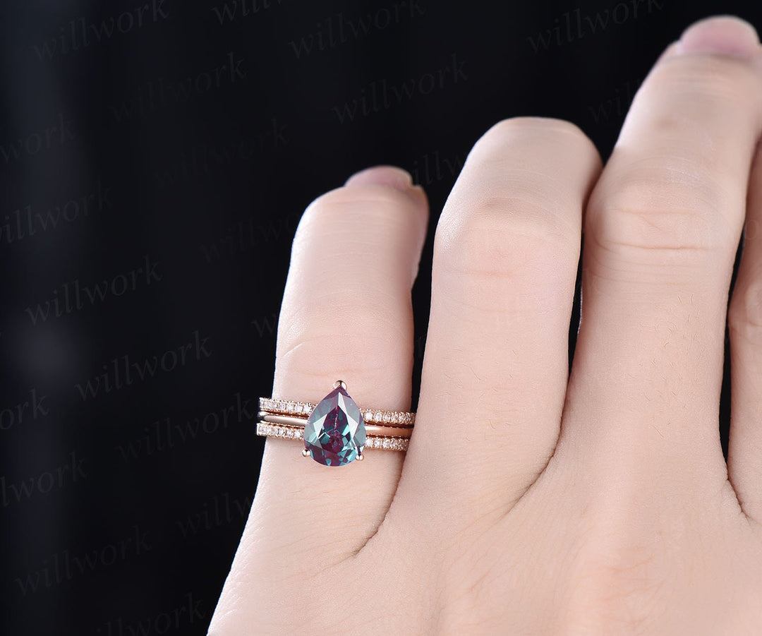 Vintage Alexandrite ring set solitaire Alexandrite engagement ring set rose gold June birthstone ring unique wedding bridal ring set gifts