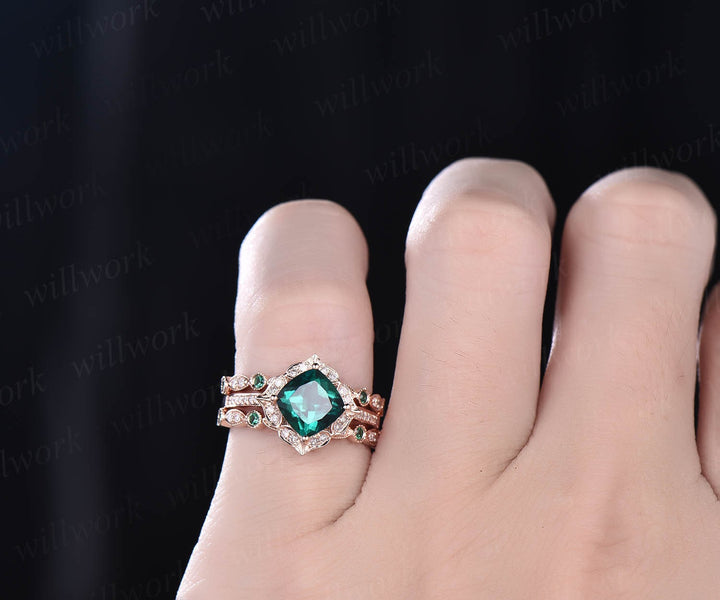 Unique vintage flower halo diamond engagement ring set 3pcs emerald engagement ring set solid 14k rose gold natural emerald wedding band