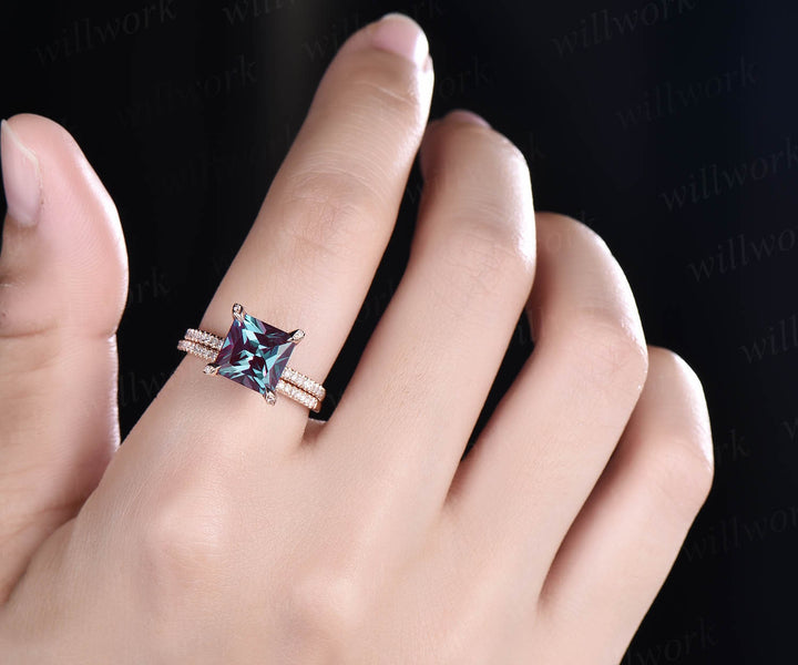 Princess cut ring pyramid diamond bridal set rose gold ring 2pcs Alexandrite engagement ring set unique vintage ring custom jewelry gift