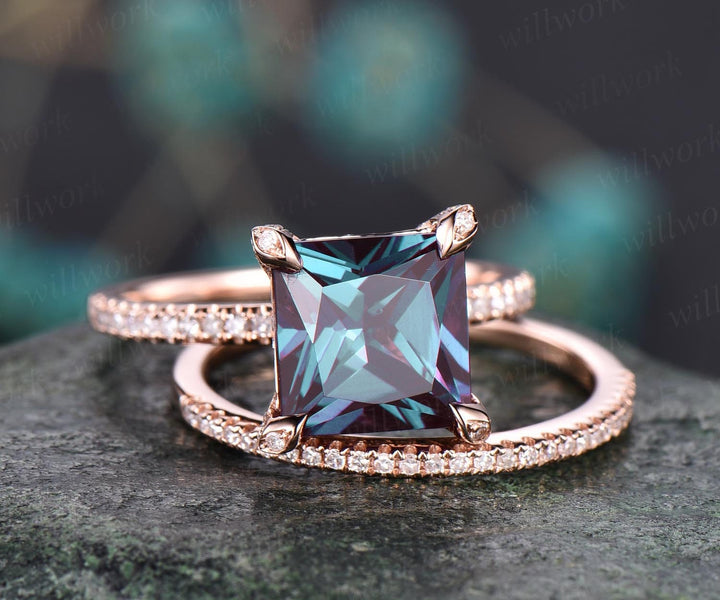 Princess cut ring pyramid diamond bridal set rose gold ring 2pcs Alexandrite engagement ring set unique vintage ring custom jewelry gift