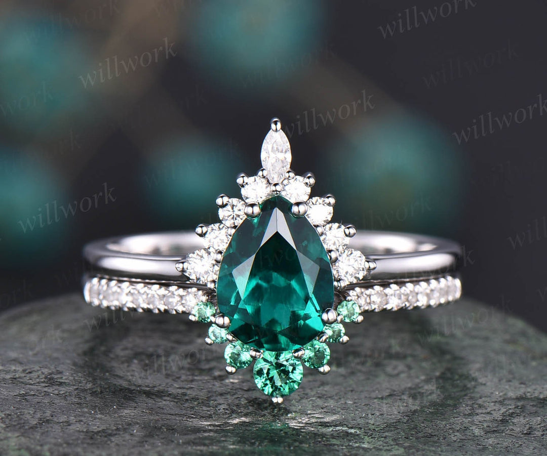 Rose gold ring set emerald bridal set 2pcs pear cut emerald engagement ring set moissanite ring crown marquise unique vintage ring band