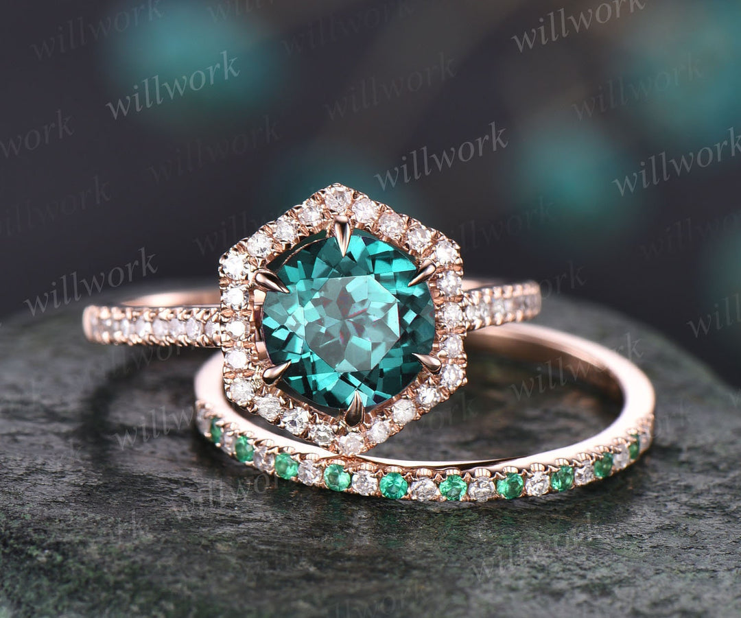 Hexagon halo diamond ring set round shaped emerald engagement ring set rose gold ring for women natural emerald wedding ring band bridal set