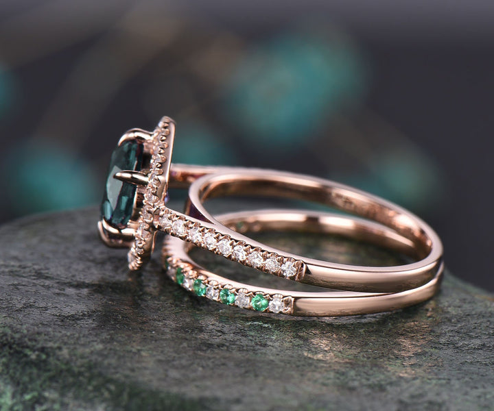 Hexagon halo diamond ring set round shaped emerald engagement ring set rose gold ring for women natural emerald wedding ring band bridal set