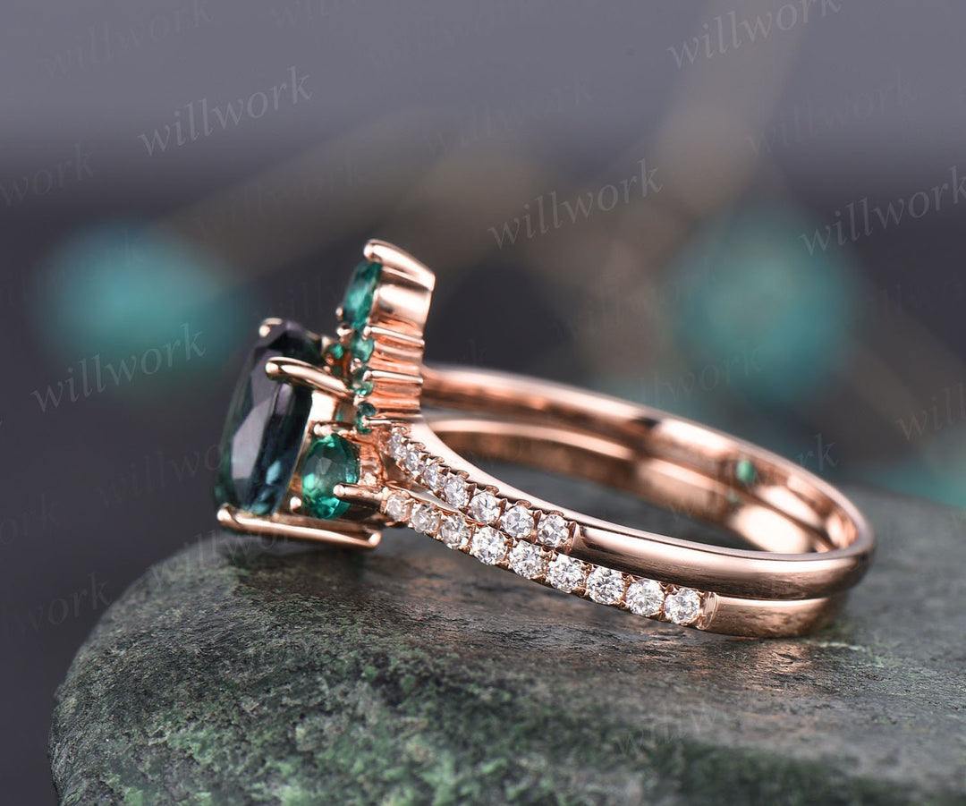 Oval alexandrite bridal set vintage alexandrite engagement ring set emerald ring set dainty diamond ring set birthday stone ring jewelry