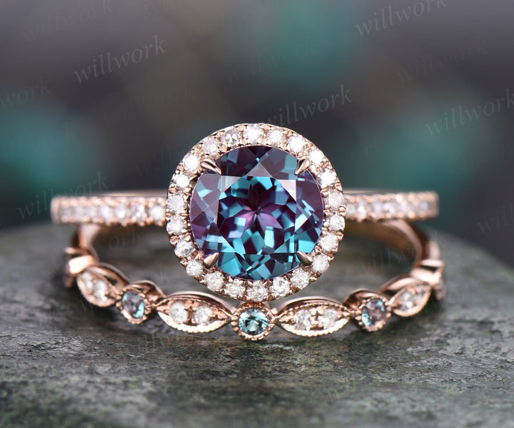 Round cut Alexandrite engagement ring set diamond halo ring Alexandrite wedding band rose gold ring women bridal set color change stone ring