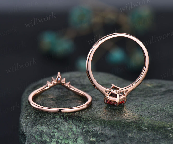 Kite cut red garnet ring gold vintage garnet engagement ring set 14k rose gold unique engagement ring moissanite bridal ring set for women