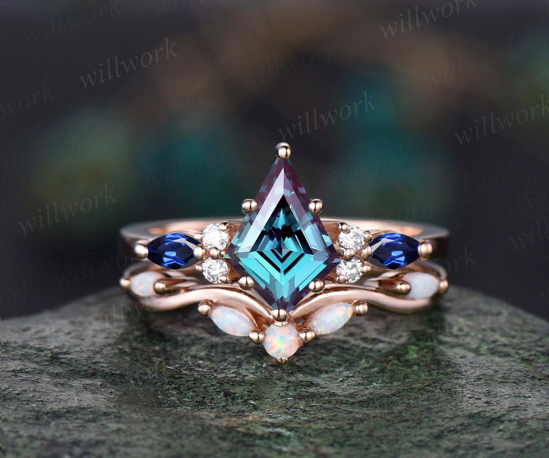 Kite cut Alexandrite engagement ring marquise cut amethyst ring 14k rose gold diamond opal ring women unique wedding ring set jewelry gift
