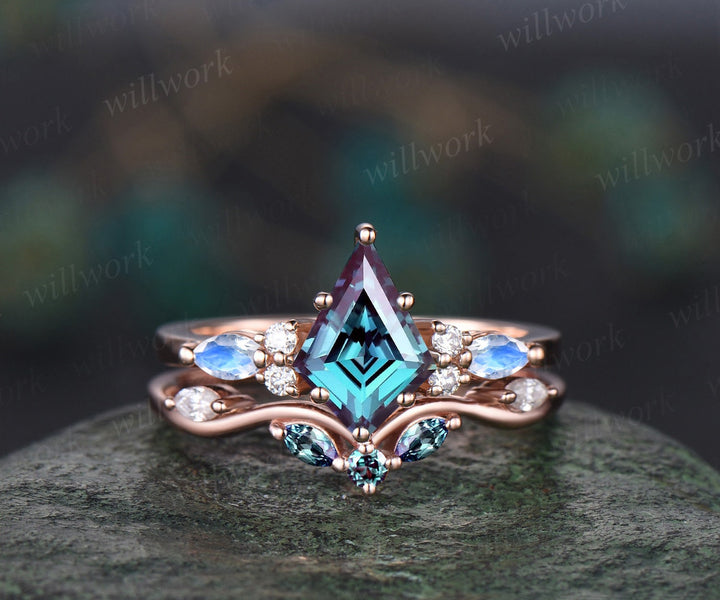 Kite cut Alexandrite engagement ring marquise cut amethyst ring 14k rose gold diamond opal ring women unique wedding ring set jewelry gift