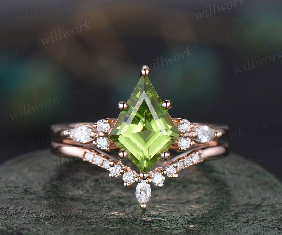 8x11mm kite cut peridot ring solid 14k rose gold green peridot engagement ring se  women art deco vintage diamond wedding bridal ring set