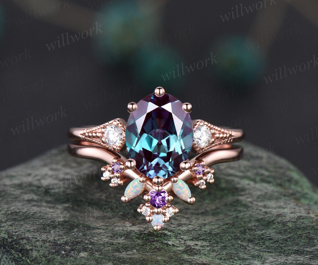 Vintage style 2ct oval Alexandrite engagement ring set rose gold three stone cluster moissanite wedding bridal ring set women fine jewelry