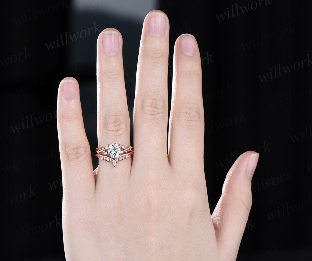 Nature inspired oval cut IGI lab-grown diamond engagement ring set twisted leaf women five stone diamond-accented anniversary bridal wedding ring set