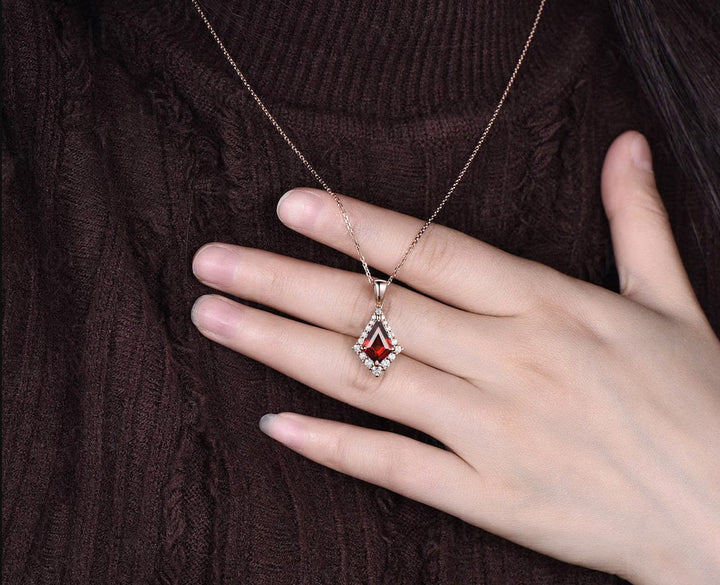 Kite cut natural garnet necklace unique halo snowdrift moissanite necklace pendant rose gold women mother bridal promise anniversary gift