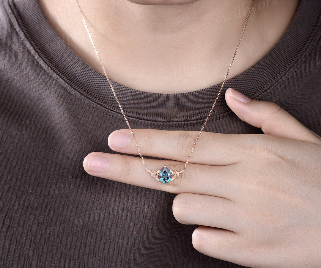Pear cut alexandrite necklace solid 14k 18k rose gold three stone nature inspired leaf floral emerald pendant women anniversary gift mother