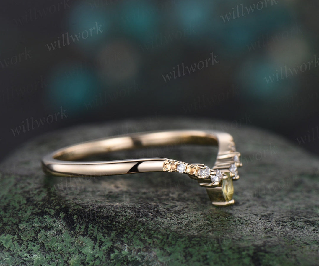 Curved peridot citrine diamond wedding band 14k 18k yellow gold unique moissanite wedding ring band dainty anniversary ring women gift