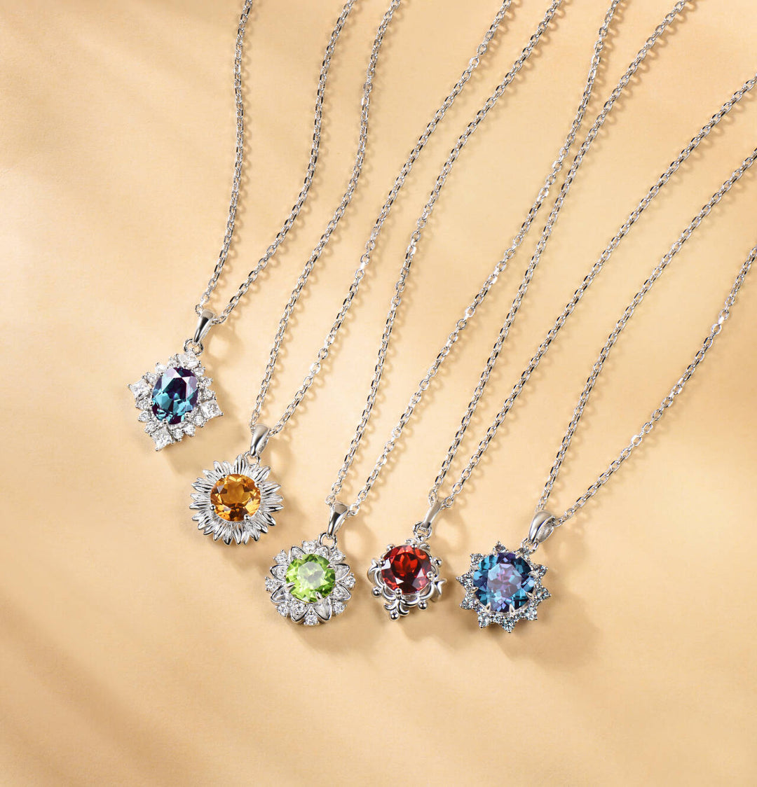 Sterling Silver vs White Gold vs Platinum,Which is Best for Engagement Rings ?