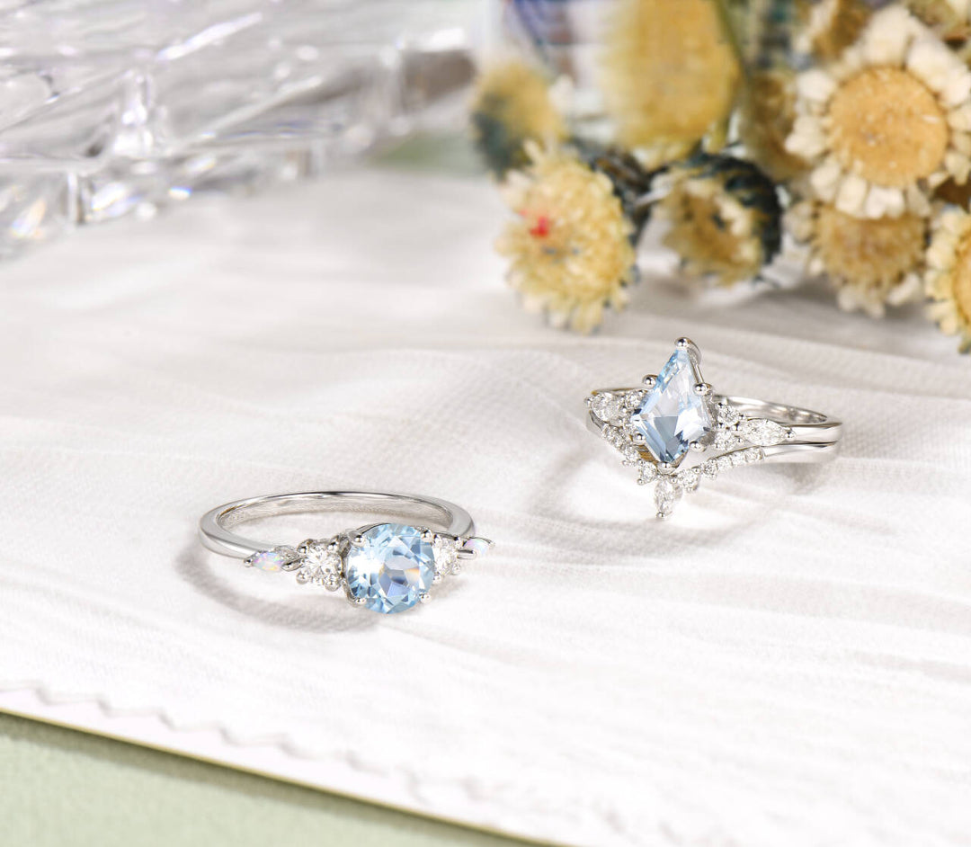 Is sterling silver the same as platinum?