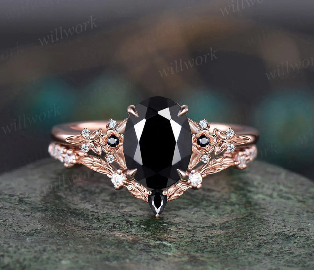The Complete Guide to Onyx Engagement Ring