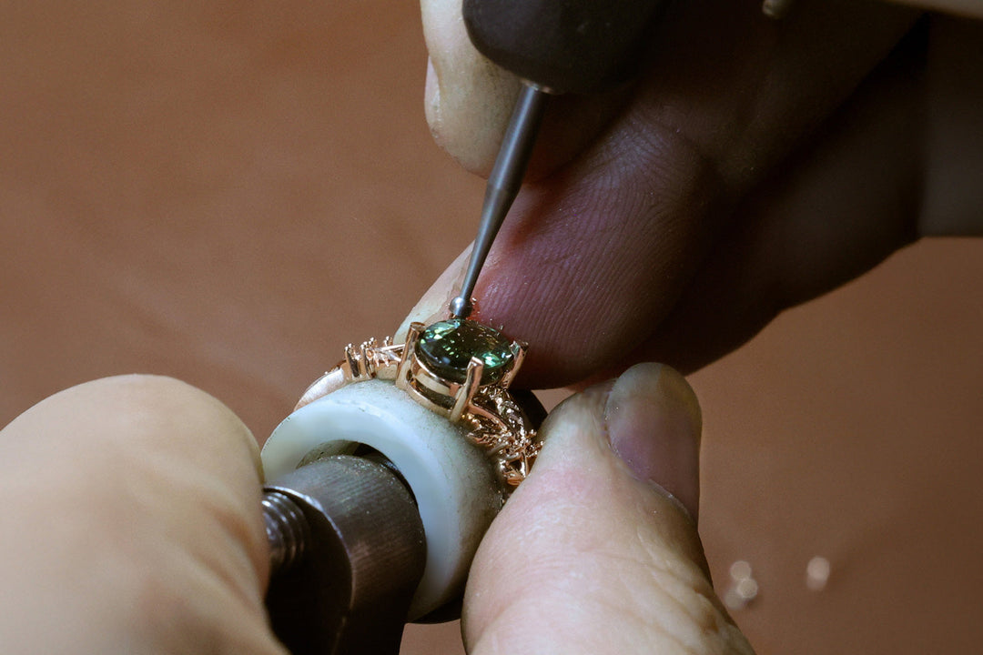 Why Are More People Choosing Handmade Engagement Rings?