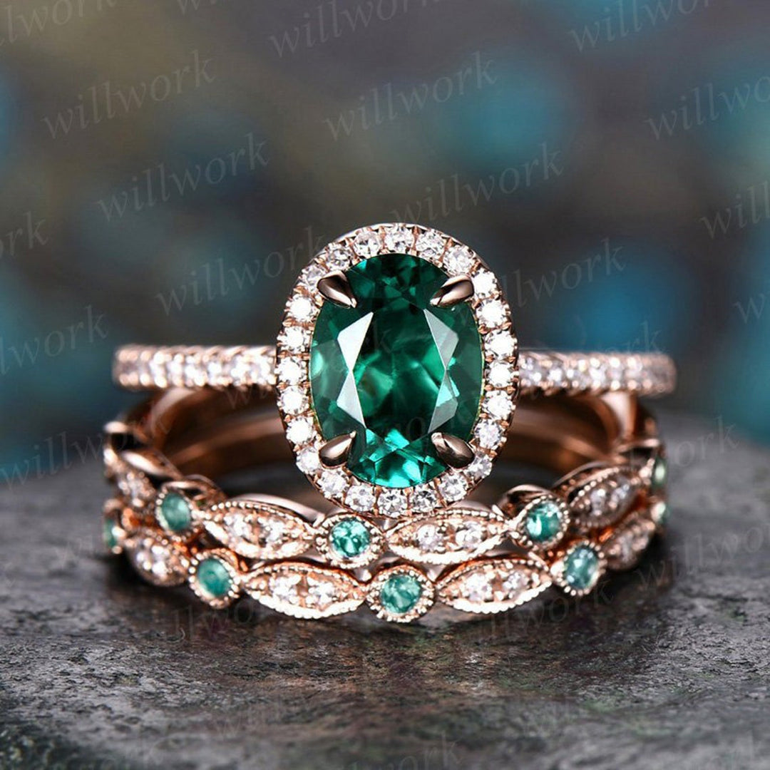 Emerald Meaning, Benefits and Origin-10 Unique Emerald Engagement Rings Styles to Envy
