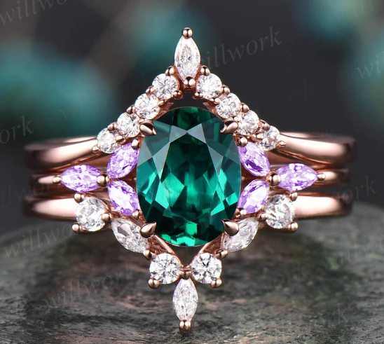 Extra Cost for 6 marquise-shaped stones in the middle to amethyst