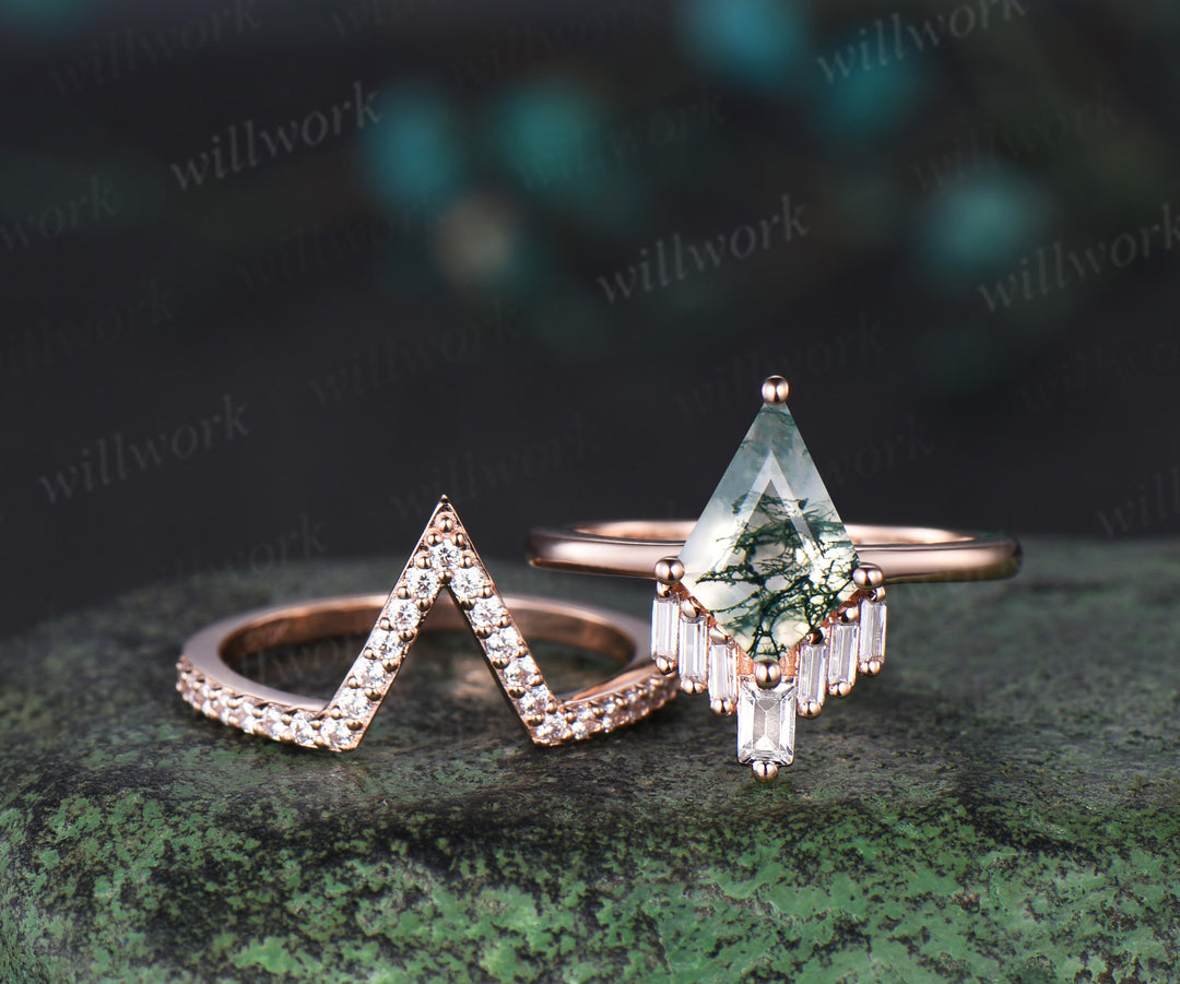 Kite Cut Natural Green Moss Agate Ring Set Vintage Kite Engagement Ring Set Unique Moss Bridal Set Art deco Ring Rose Gold Crystal Healing Gift