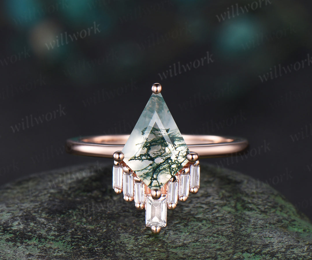 Kite Cut Natural Green Moss Agate Ring Set Vintage Kite Engagement Ring Set Unique Moss Bridal Set Art deco Ring Rose Gold Crystal Healing Gift