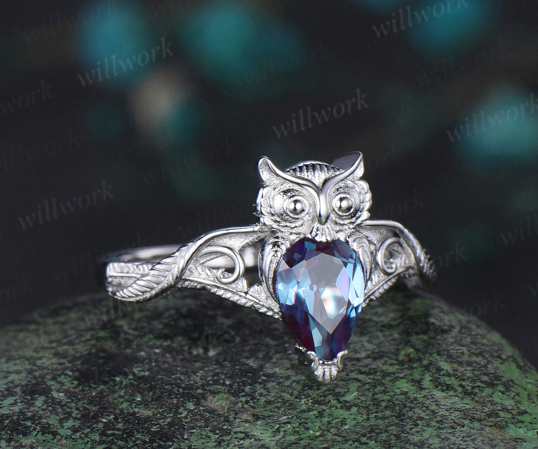 Vintage pear cut Alexandrite Engagement Ring white gold Owl leaf wing twisted Solitaire wedding anniversary ring women gift