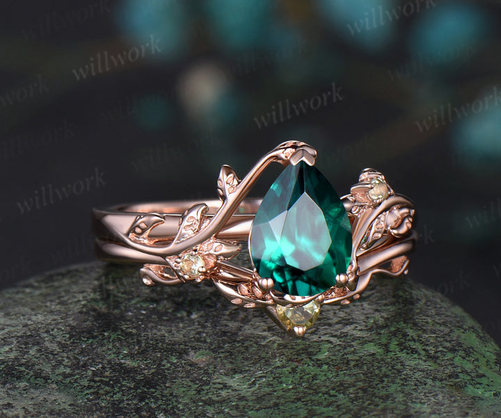 Pear cut green emerald engagement ring solid 14k rose gold leaf nature inspired three stone peridot bridal ring set women