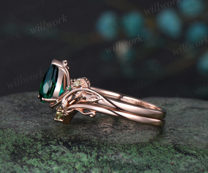 Pear cut green emerald engagement ring solid 14k rose gold leaf nature inspired three stone peridot bridal ring set women