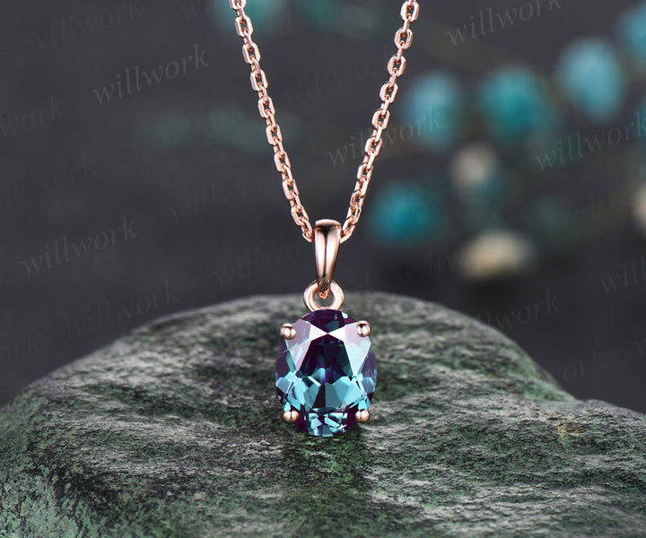 Minimalist Oval Cut Alexandrite Necklace Unique June Birthstone Color Change Alexandrite Solitaire Pendant Art Deco 14k Rose Gold Birthday Bridal Jewelry Gift