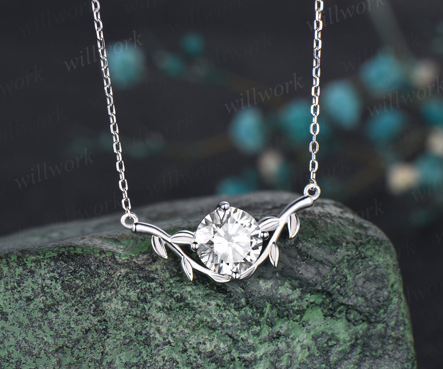 Dainty Quinceañera Star Pendant Necklace in Two Tone White Gold