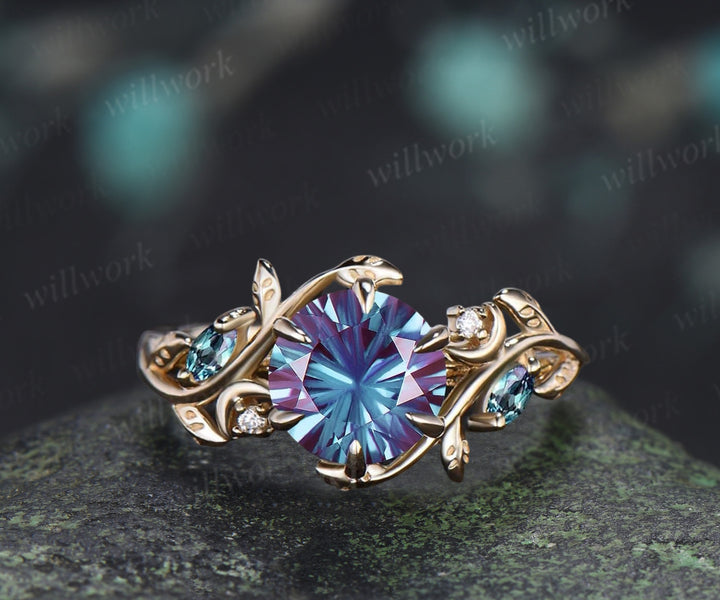 Fireworks Cut Alexandrite Ring Set Leafy Vine Art Deco Moon Ring Twig Diamond Alexandrite Matching Band Vintage Bridal Set