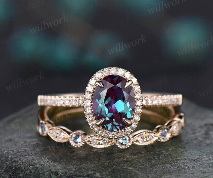 Vintage Unique oval cut Alexandrite engagement ring set rose gold ring set halo diamond ring set art deco bridal wedding ring set for women