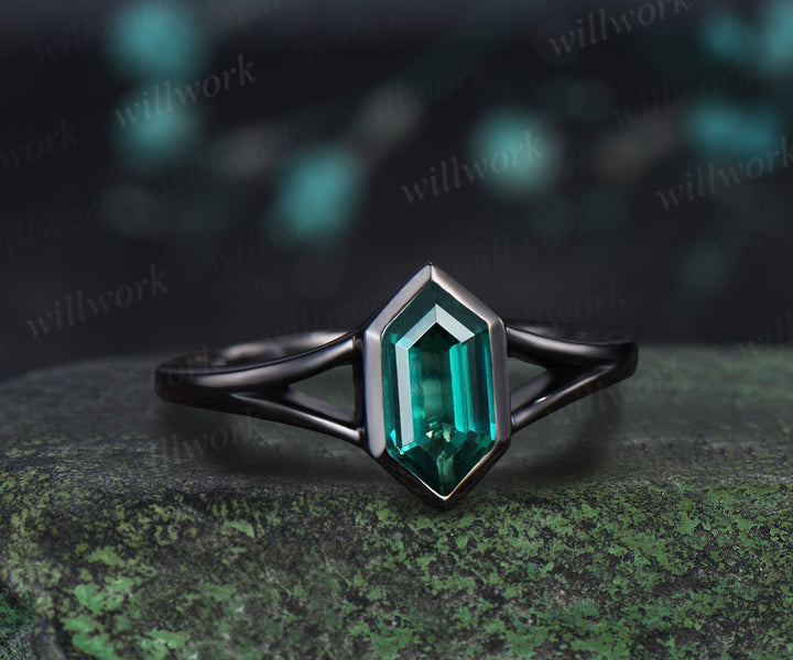 Long Hexagon Cut Emerald Engagement Ring 14k Black Gold Bezel Setting Split Shank Ring May Birthstone Solitaire Ring Women
