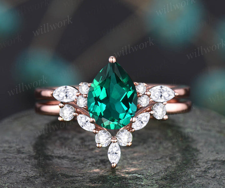 READY TO SHIP: 2PC Pear Shape Emerald Ring Set - Silver Rose Plated - Ring Size: 5.5 US