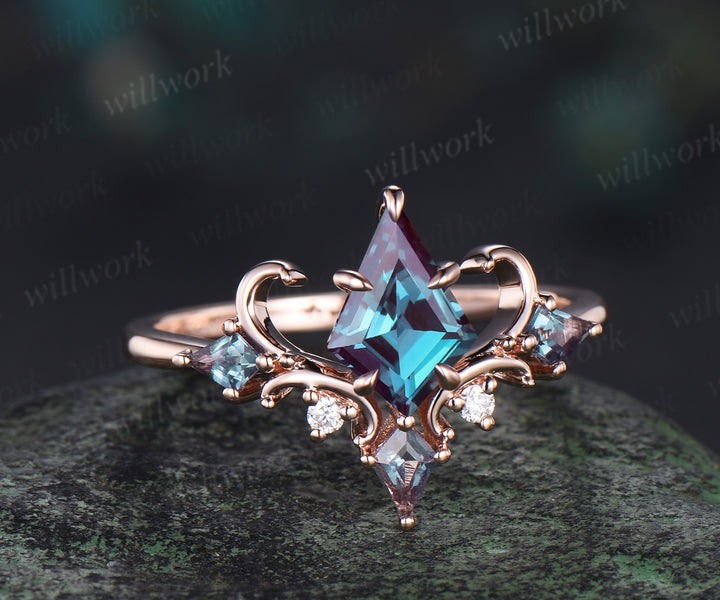 Vintage alexandrite engagement ring kite cut 14k rose gold cluster moissanite wedding ring for women color change stone promise ring gift