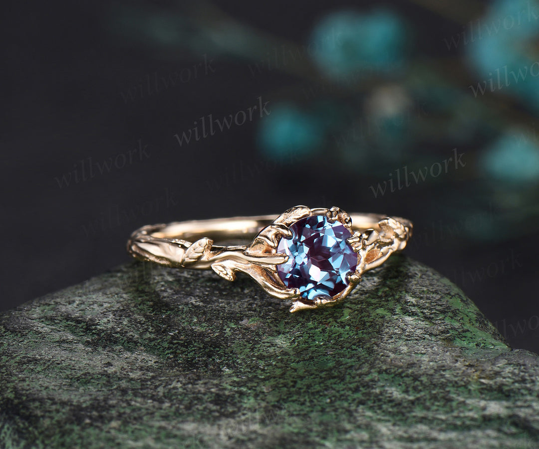 Nature Inspired Color-Change Alexandrite Solitaire Ring yellow gold Twig Vine Round Alexandrite Ring Tree Bark Nature Themed Wedding Ring