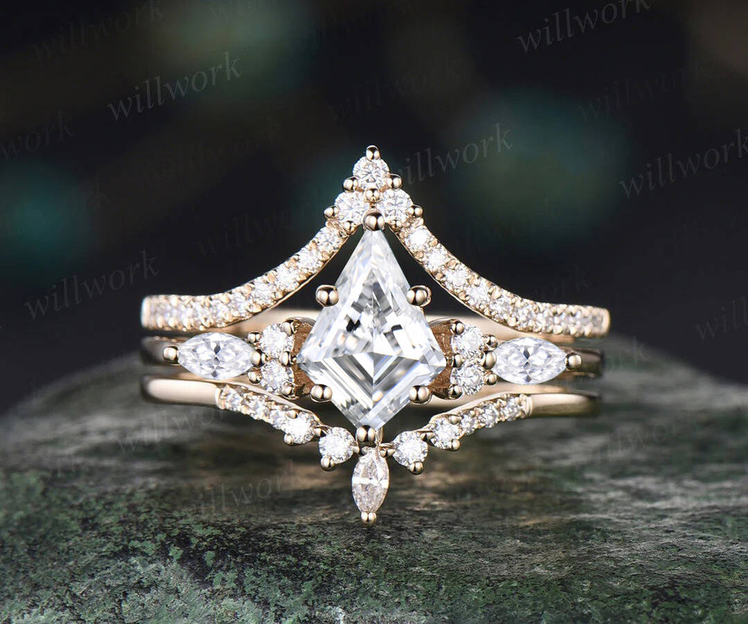 Vintage kite cut lab grown diamond engagement ring set 14k rose gold 6 prong diamond unique bridal wedding promise ring set women