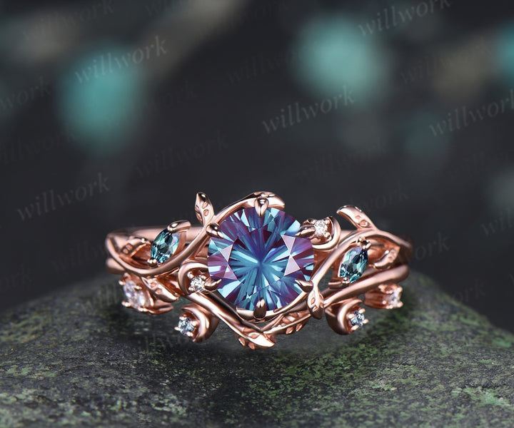 Fireworks Cut Alexandrite Ring Set Leafy Vine Art Deco Moon Ring Twig Diamond Alexandrite Matching Band Vintage Bridal Set