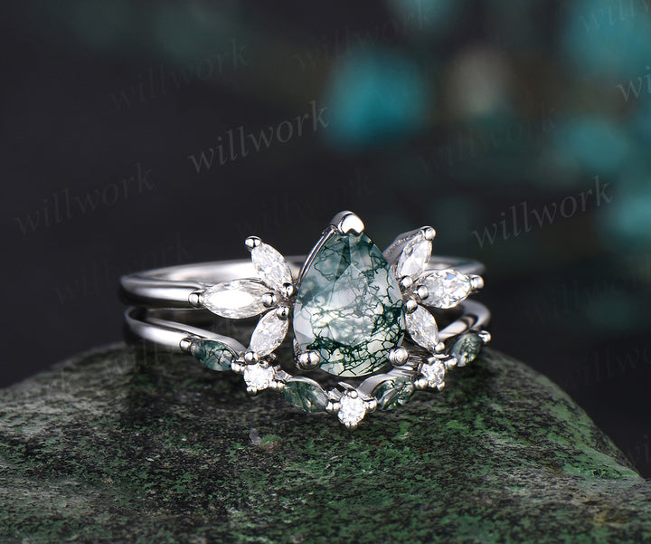 Pear Cut Natural Green Moss Agate Engagement Ring Set Moissanite Cluster Seven Stone Ring 14k Rose Gold Green Gemstone 2pcs Bridal Ring Set