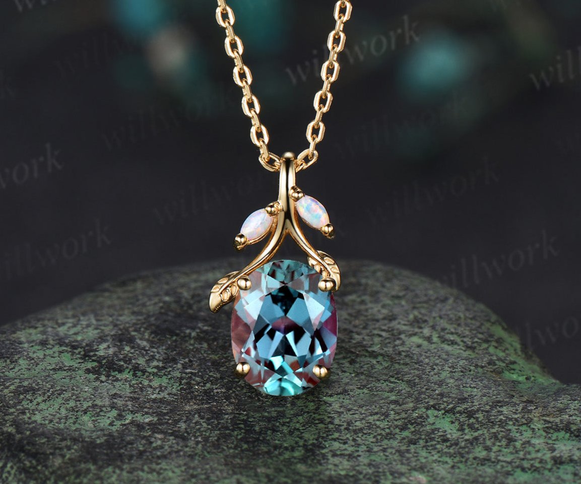 Alexandrite necklace gold discount