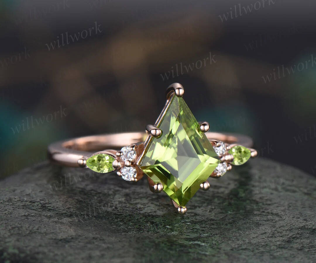 8x11mm kite cut peridot ring solid 14k rose gold green peridot engagement ring se  women art deco vintage diamond wedding bridal ring set