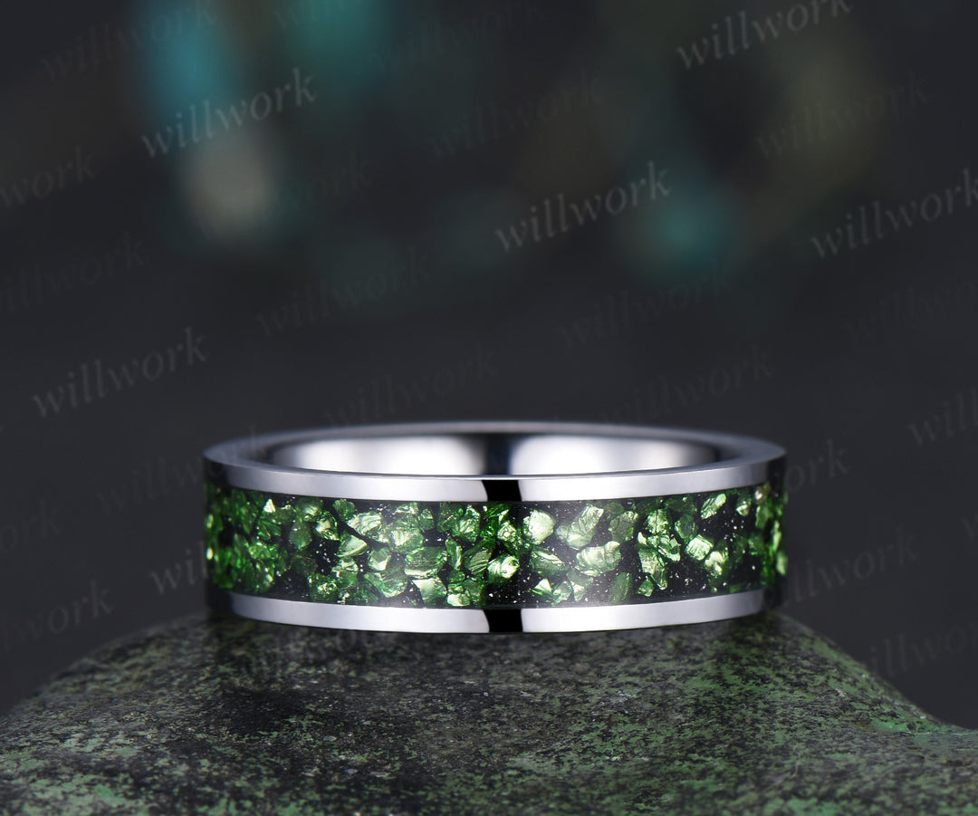 Vintage Round Cut Green Emerald Sun Moon Engagement Ring & Bold Tungsten Crushed Green Stone Men Wedding Band Unique Couple Rings