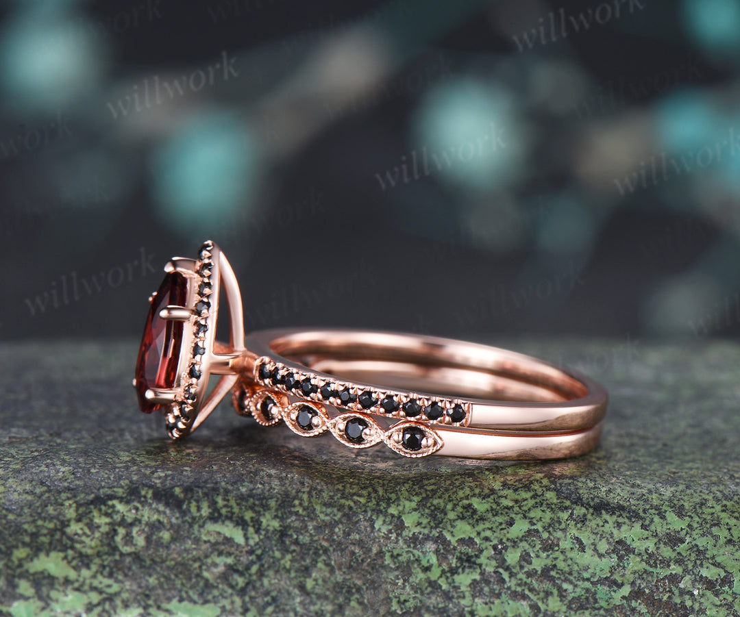 Pear Garnet Halo Engagement Ring Set Dainty 5x8mm Teardrop Garnet Ring Milgrain Black Spinel Wedding Band Vintage Bridal Set