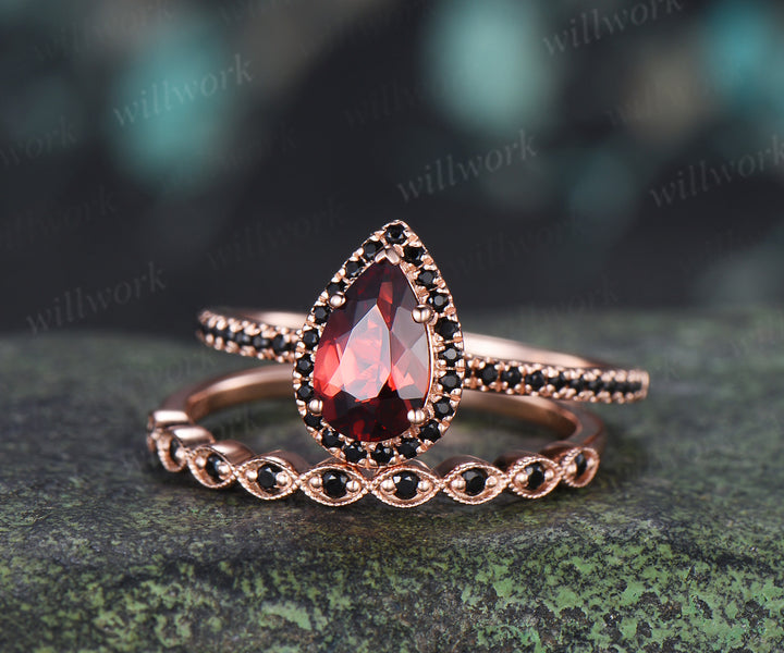 Pear Garnet Halo Engagement Ring Set Dainty 5x8mm Teardrop Garnet Ring Milgrain Black Spinel Wedding Band Vintage Bridal Set